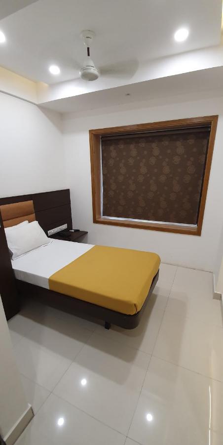 Hotel N K 普杰 外观 照片