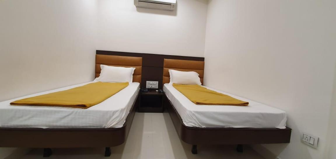 Hotel N K 普杰 外观 照片
